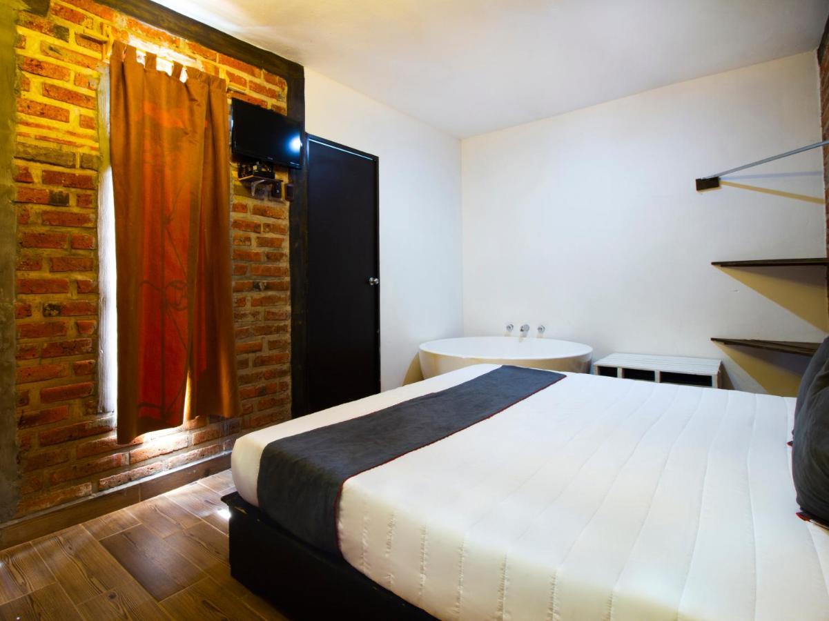 Hotel Cabanas Azul Tequilana Arandas المظهر الخارجي الصورة